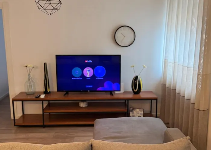 Whispering Aura 地拉那